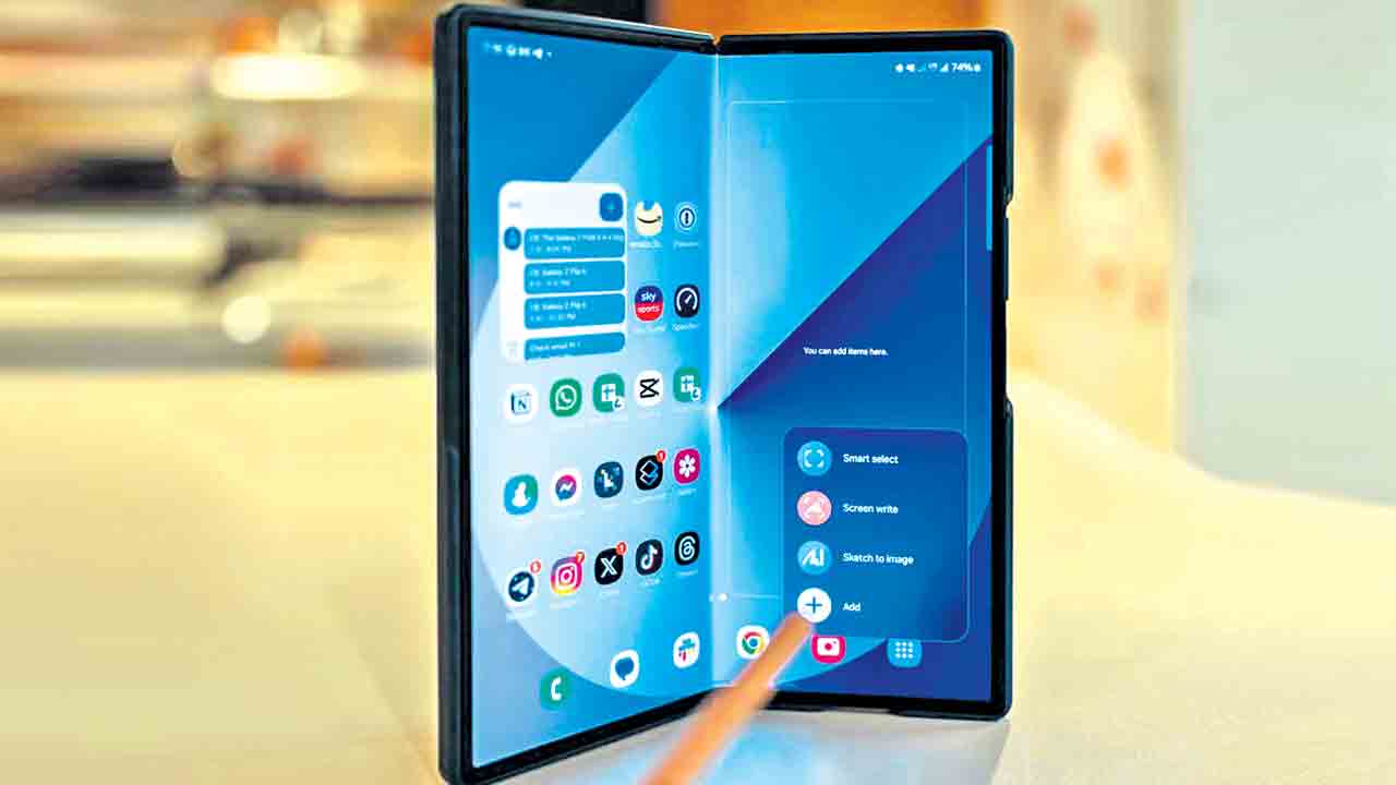 మడత ఫోన్‌ మరింత నాజూకుగా!