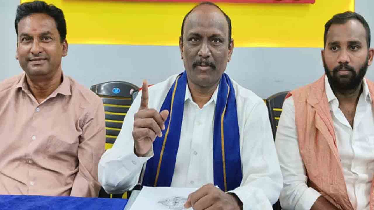 సుందరీకరణ పేరుతో అంబేద్కర్‌ చుట్టూ అడ్డుగోడలా?