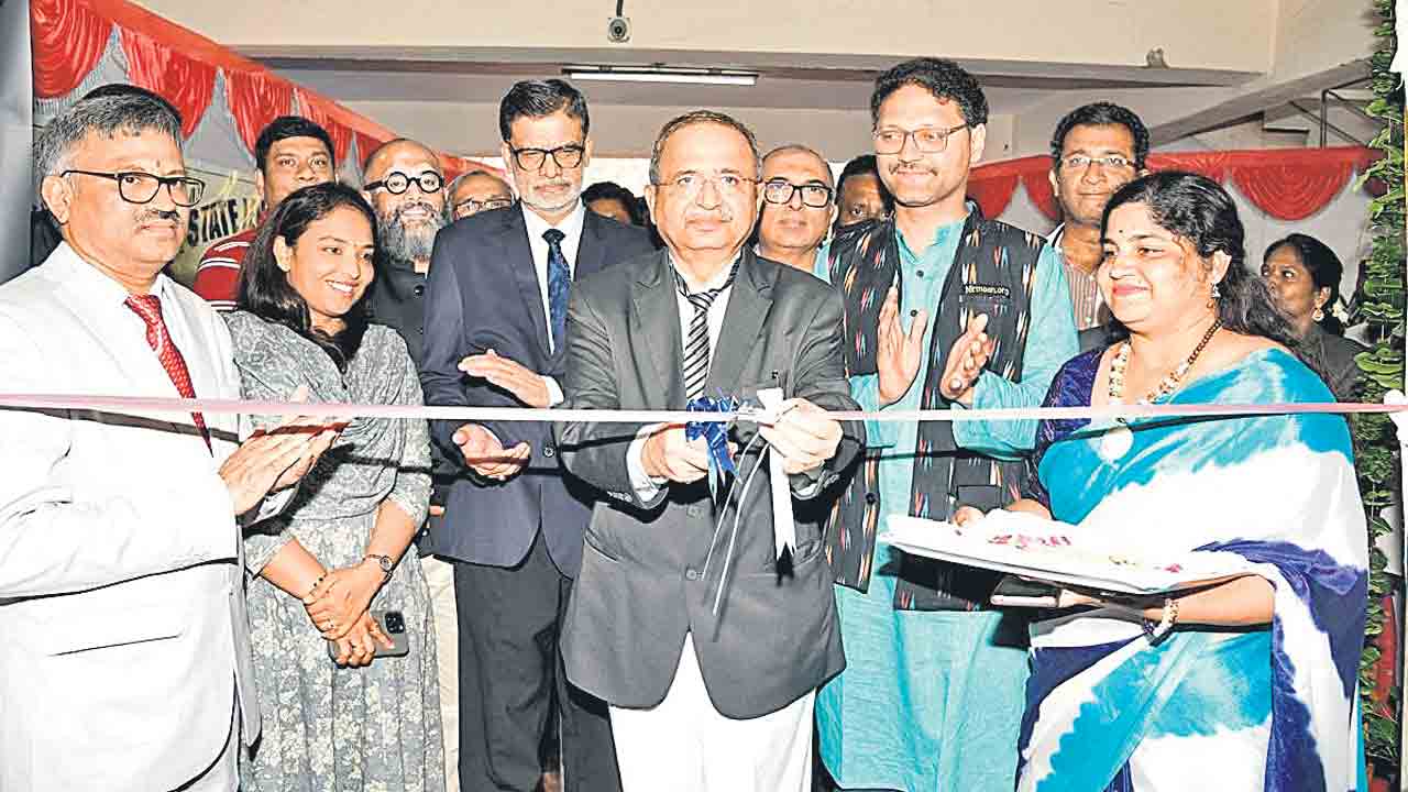 హైకోర్టులో ఉచిత వైద్యశిబిరం