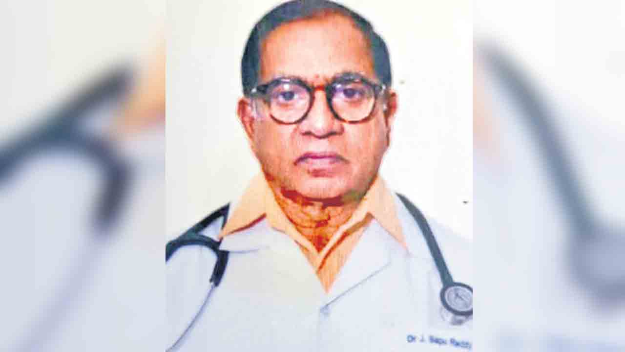 ప్రముఖ వైద్యుడు బాపురెడ్డి కన్నుమూత