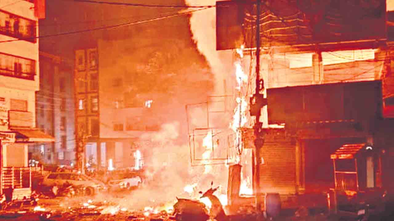 Fire Accident | జనగామలో భారీ అగ్ని ప్రమాదం.. రూ.15 కోట్ల ఆస్తి నష్టం