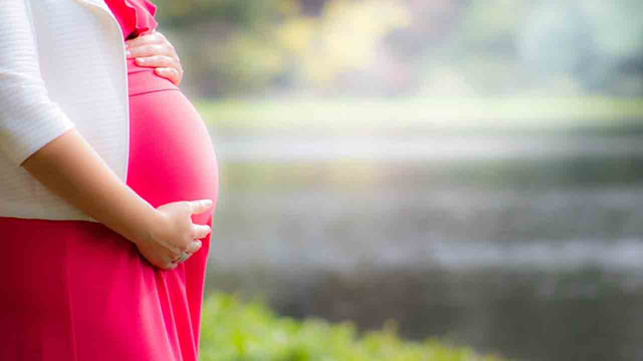 Jangaon | ఈ దవాఖానకు ఎందుకొచ్చావ్‌.. మీ ఊళ్లోనే చూయించుకో పో.. గర్భిణికి వైద్యం నిరాకరించిన డాక్టర్లు