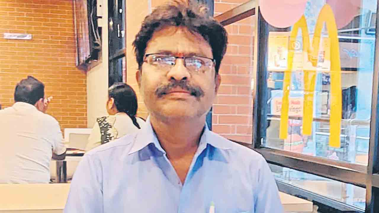 ఏసీబీకి పట్టుబడ్డ ఏఈఈ వెంకోబ