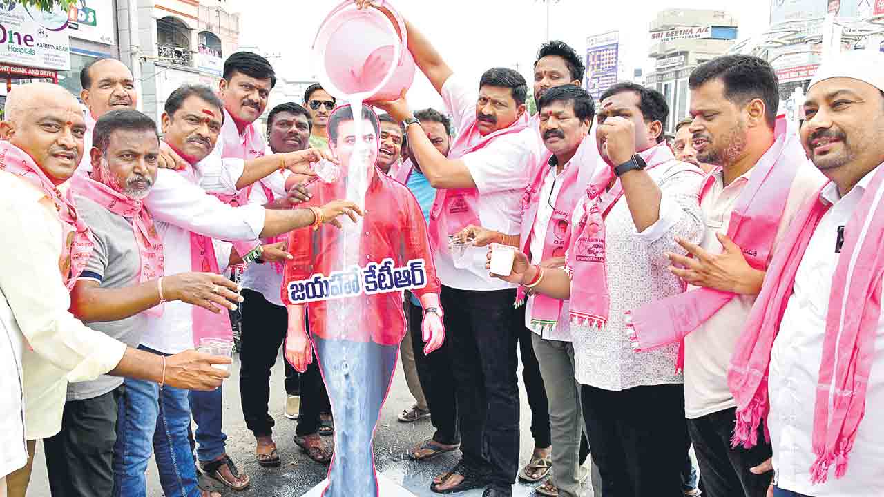బీఆర్ఎస్ సంబురం