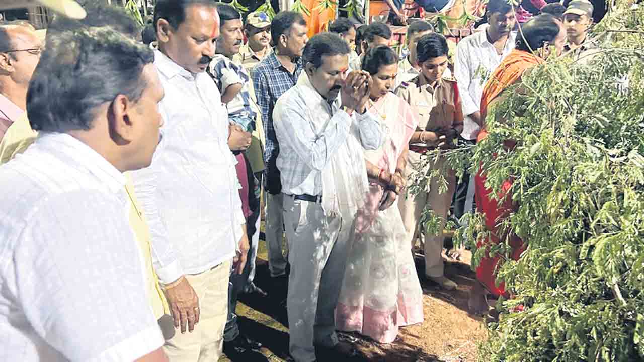 ఊరూవాడా.. దసరా వేడుక