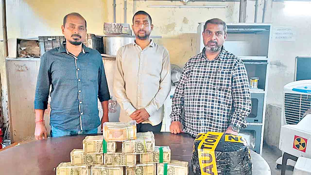 రైస్‌ పుల్లింగ్‌ పేరుతో రూ. 25 లక్షలు బురిడీ