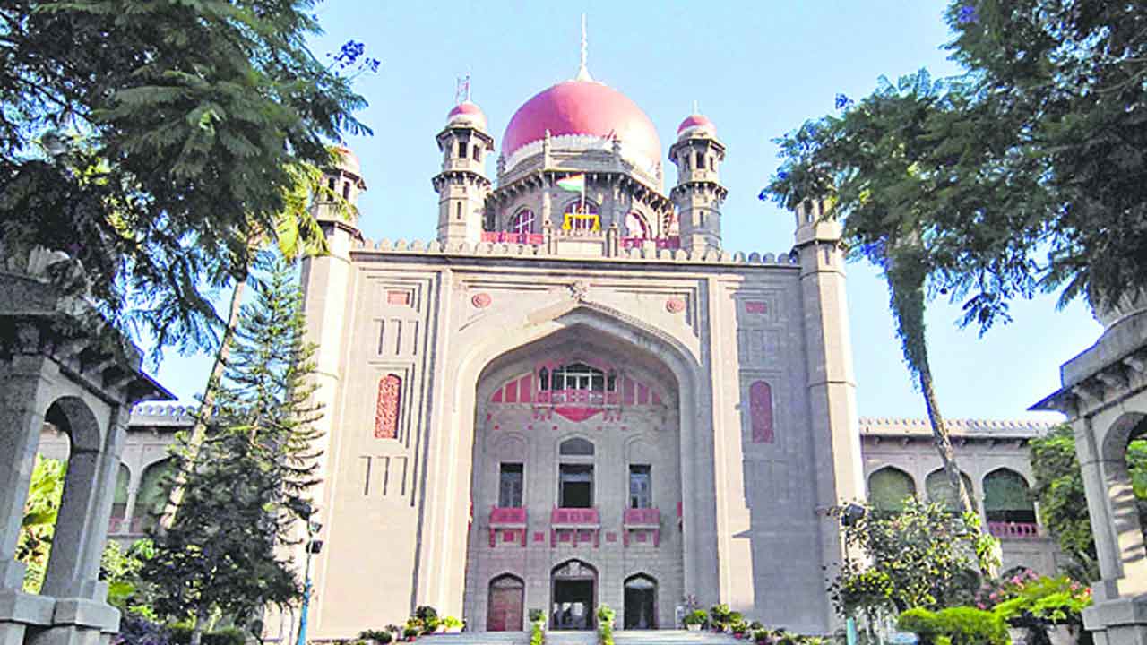 ప్రార్థనా మందిరాలపై ఆర్‌బీ ఎక్స్‌