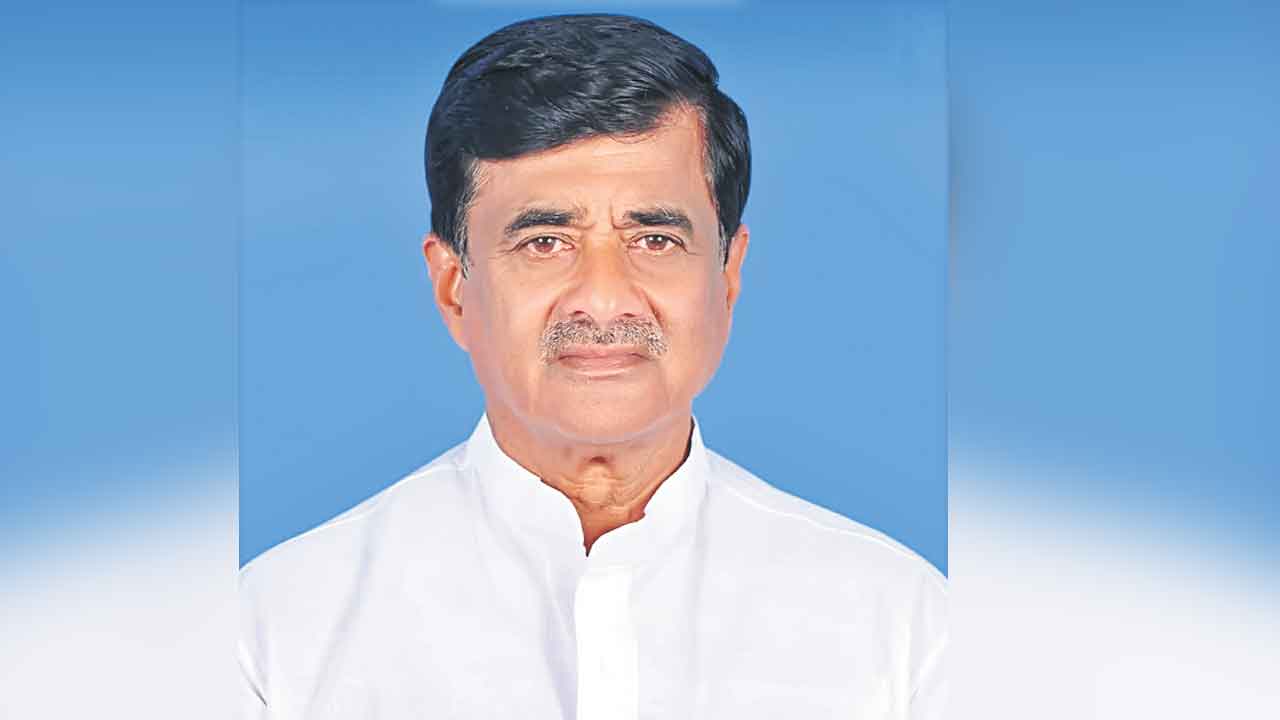 నూకల నరేశ్‌రెడ్డి కన్నుమూత