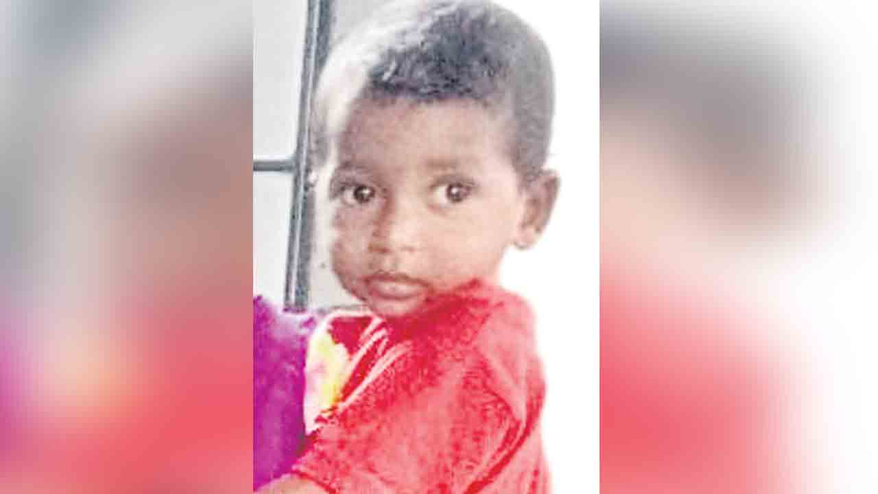 రూ.30వేలకు బాలుడి విక్రయం !