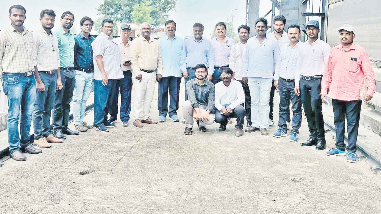 బాబ్లీ గేట్ల మూసివేత