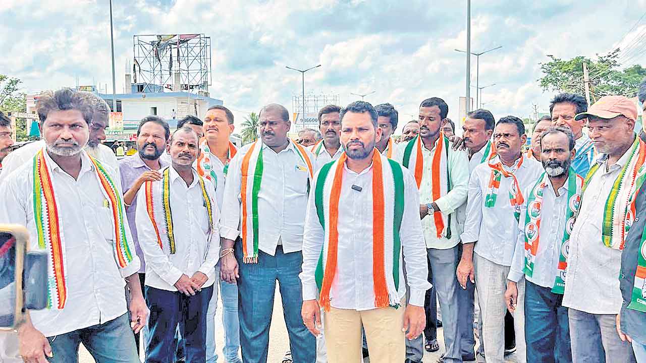 కడియం శ్రీహరిపై కాంగ్రెస్‌ క్యాడర్‌ ఫైర్‌