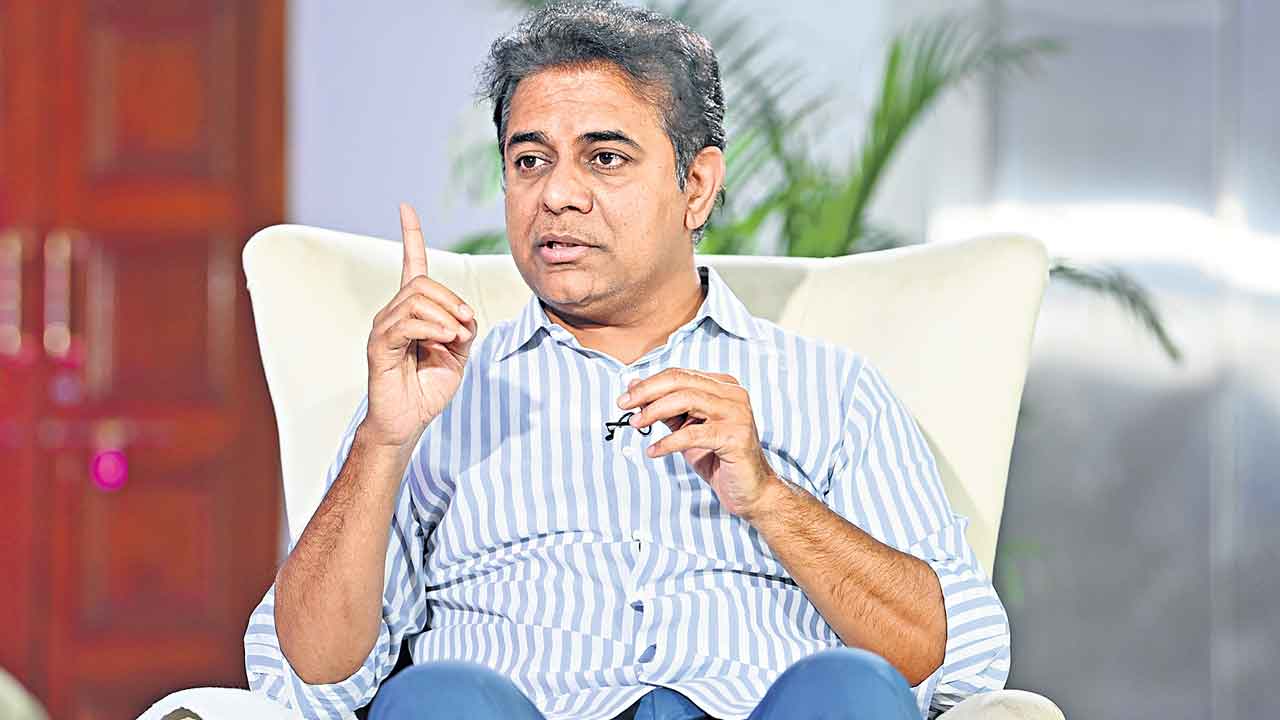 KTR | లైడిటెక్టర్ టెస్ట్కు వచ్చే దమ్ముందా రేవంత్.. ఫోన్ ట్యాపింగ్పై కెమెరాల ముందు చర్చిద్దాం: కేటీఆర్