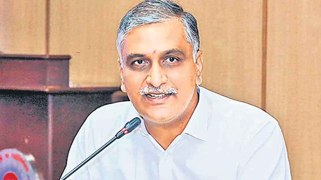 ఇప్పుడు రాయితో ఎవరిని కొట్టాలి?