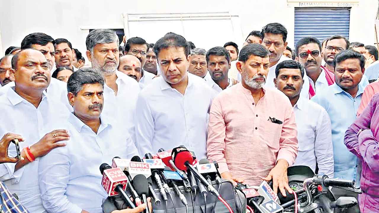 KT Rama Rao | ఒరిజినల్‌ బాంబులకే భయపడలే.. తుస్సు బాంబులు నన్నేం చేస్తయ్‌!: కేటీఆర్‌