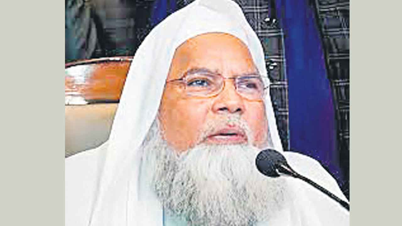 వక్ఫ్‌ భూములు లాక్కోవడమే కేంద్రం లక్ష్యం