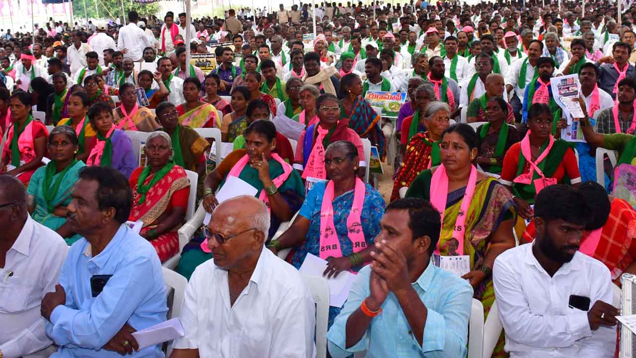 రైతుబంధు ఇవ్వకుంటే ఊకుందామా.. ఉరికిద్దామా?