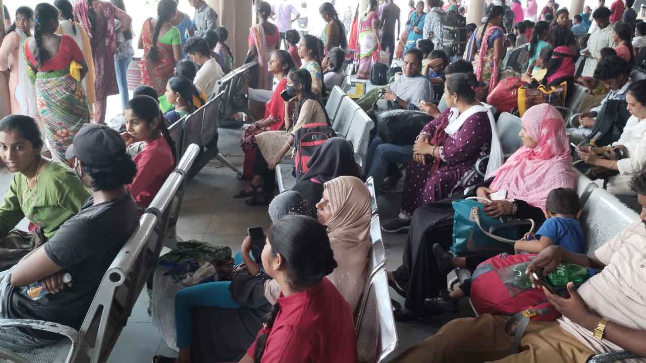 ‘ప్రాంగణం’లో సందడి