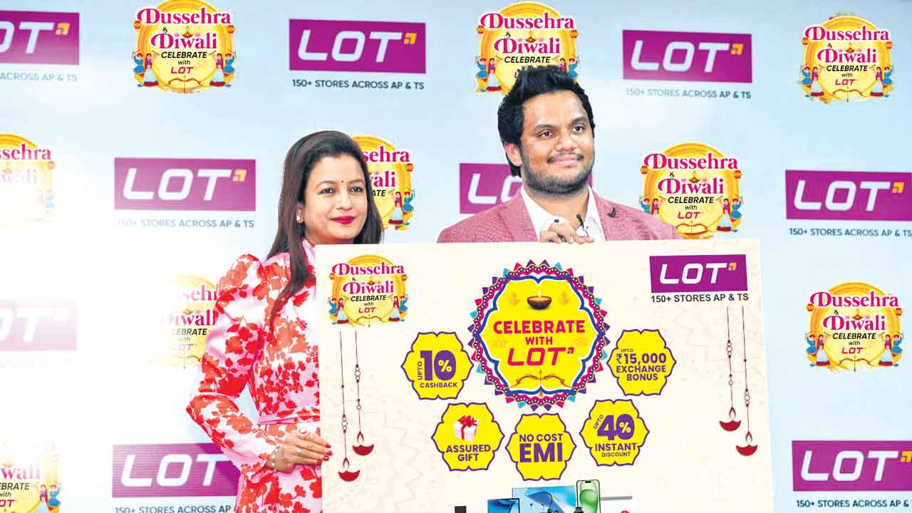 Festival Offers | లాట్‌ మొబైల్స్‌లో దసరా-దీపావళి ఆఫర్లు