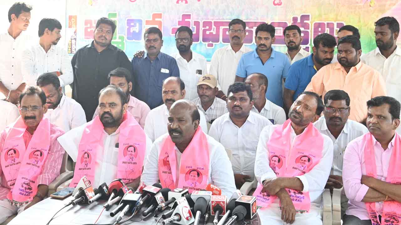 అంబుజా సిమెంట్‌ ఫ్యాక్టరీపై ఎందుకు మాట్లాడరు?