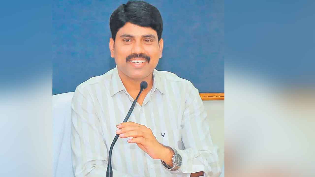 ప్రజా సమస్యలను పరిష్కరిస్తాం..