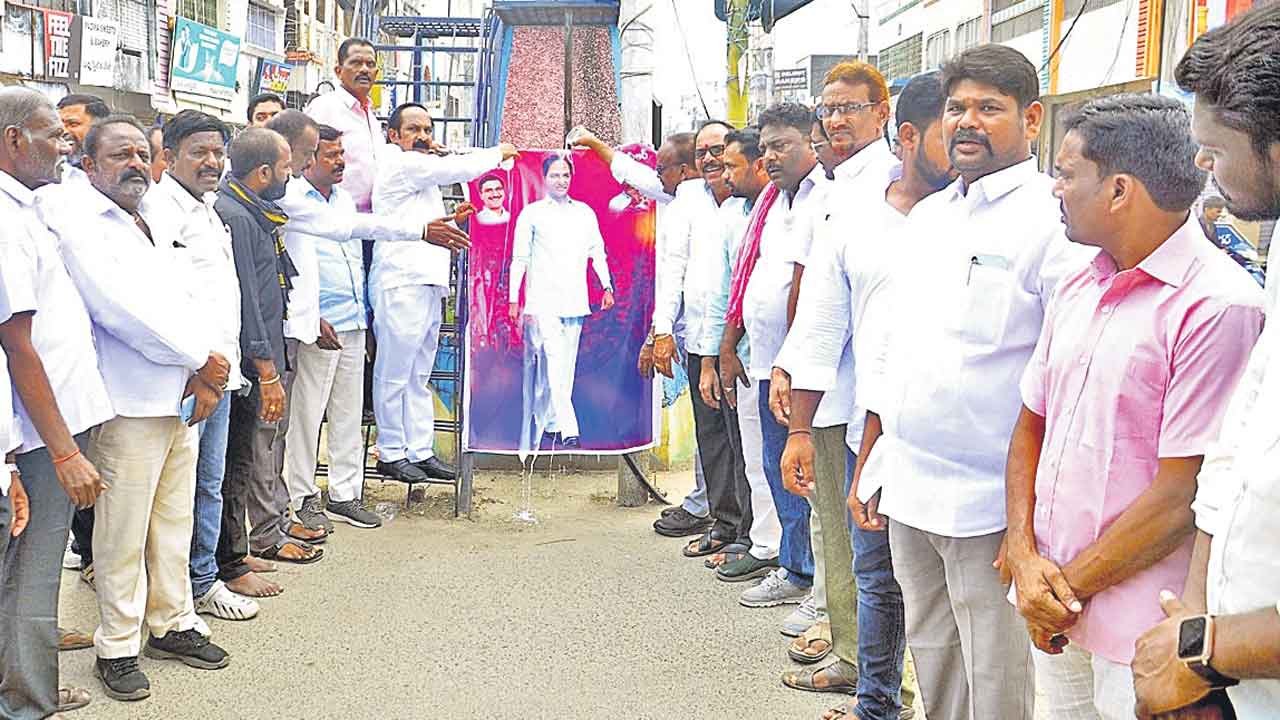 విద్యుత్తుపై బీఆర్ఎస్ సంబురాలు