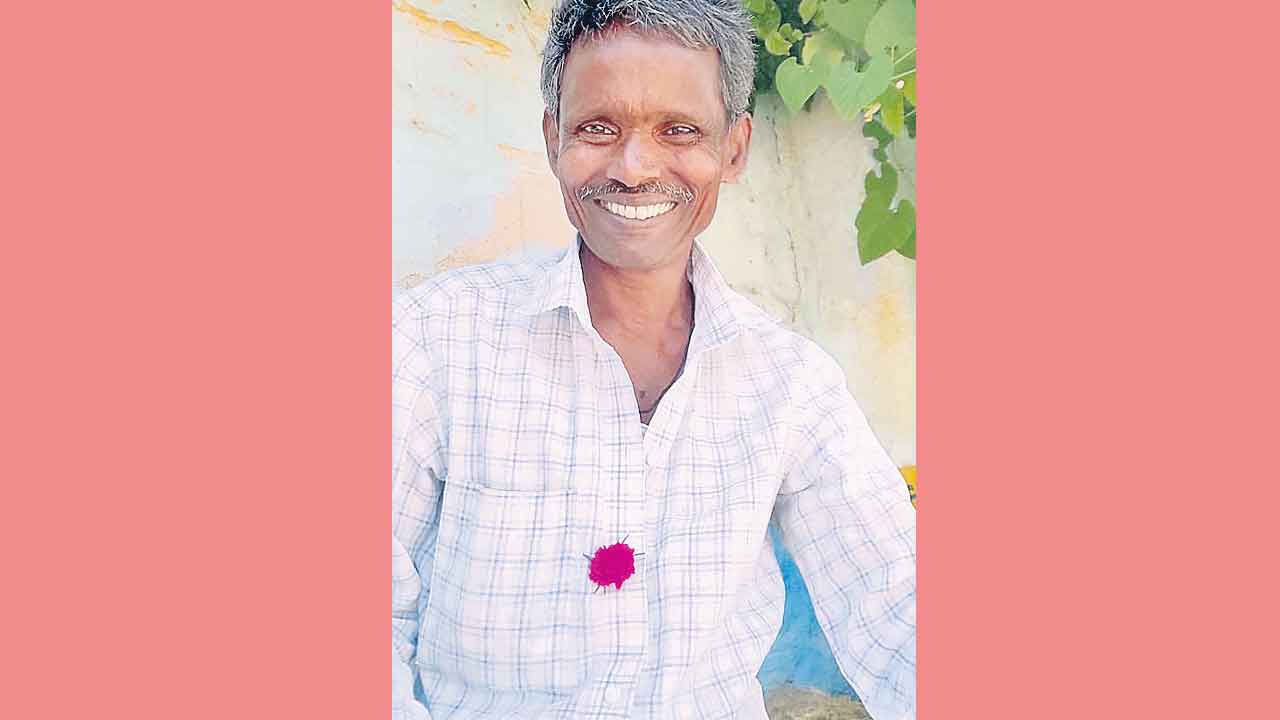 మరో రైతు ఆత్మహత్య.. ఆర్థిక ఇబ్బందులు, అప్పుల భారం