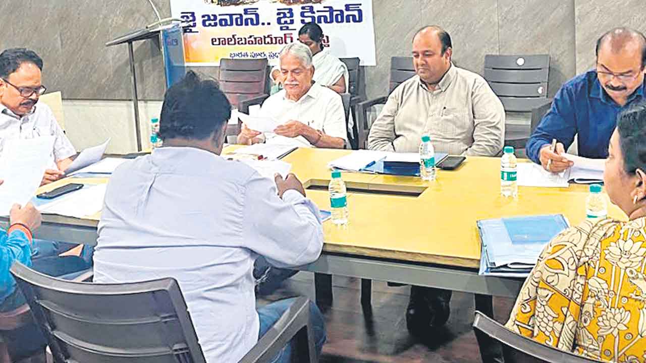 అక్రెడిటేషన్‌ మార్గదర్శకాలపై సలహాలివ్వండి