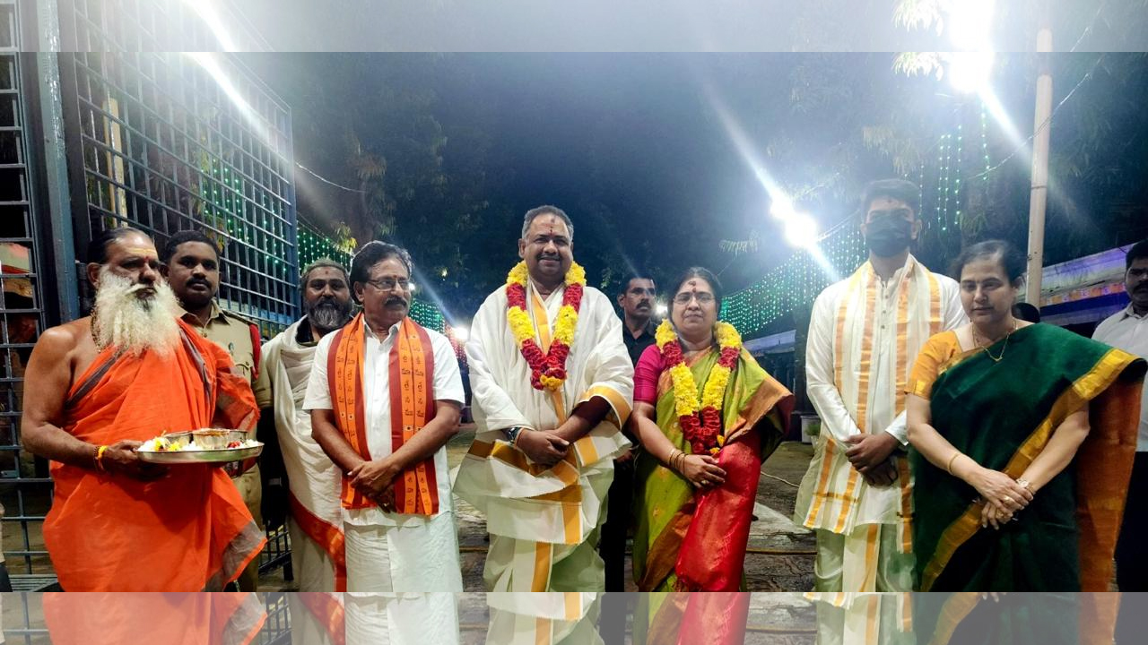 Srisailam | శ్రీశైల మల్లికార్జున స్వామిని దర్శించుకున్న హైకోర్టు న్యాయమూర్తి