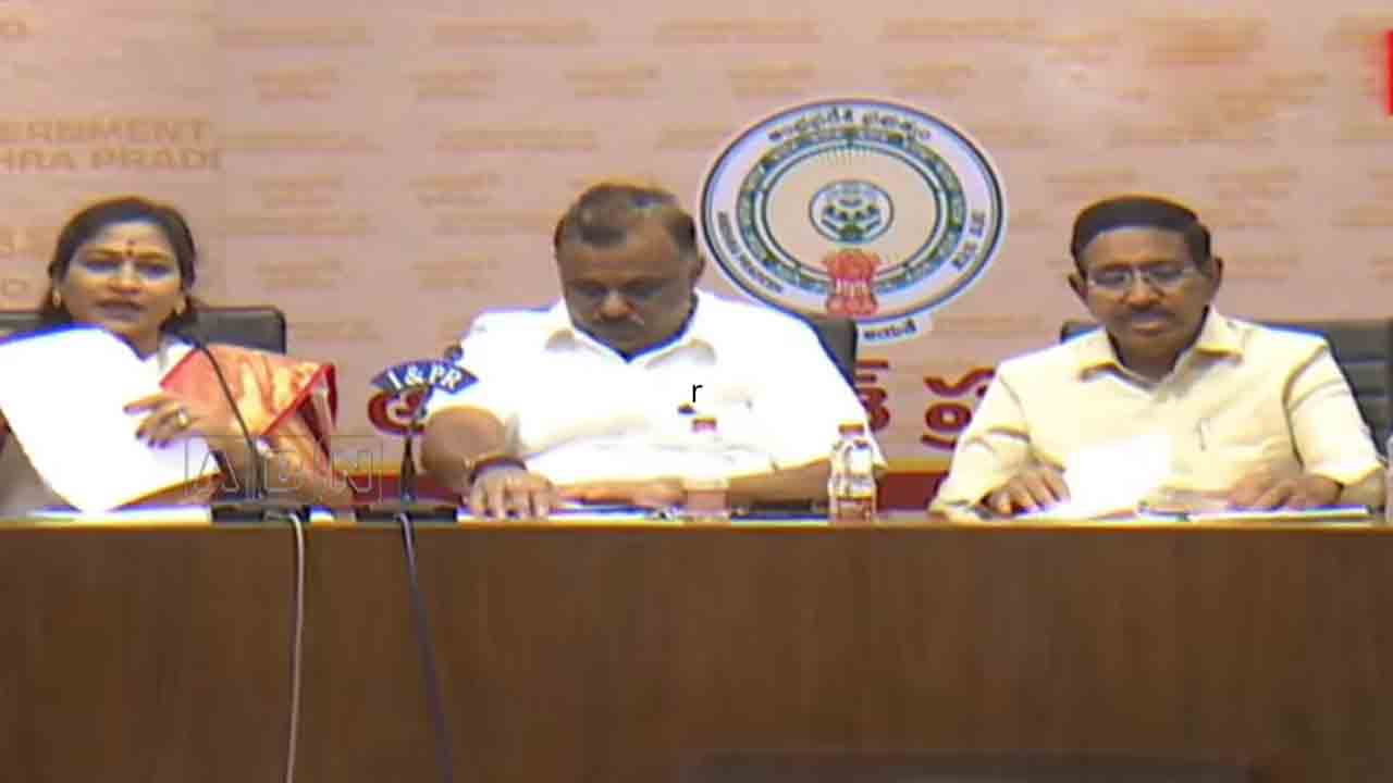 AP Ministers | వైఎస్‌ జగన్‌కు మతి చలించింది.. అందుకే వరద సాయంపై తప్పుడు ప్రచారాలు : ఏపీ మంత్రులు