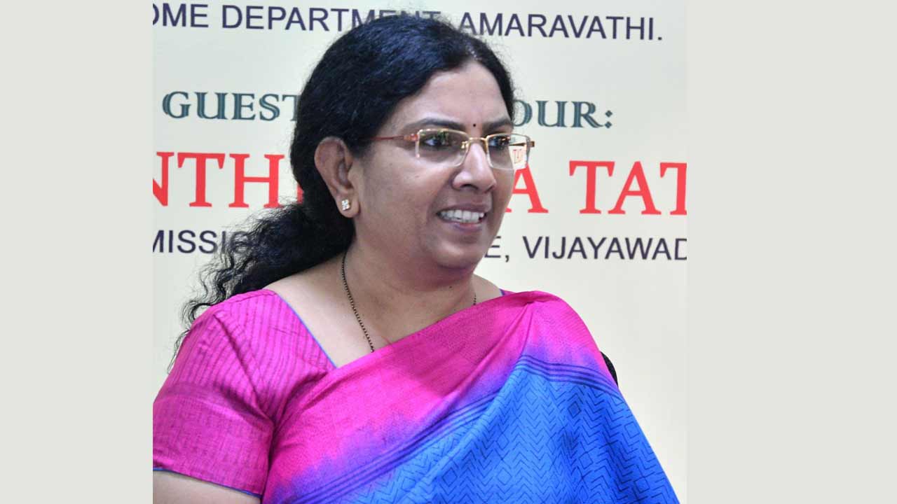 ఏపీపీఎస్సీ చైర్మన్గా అనురాధ