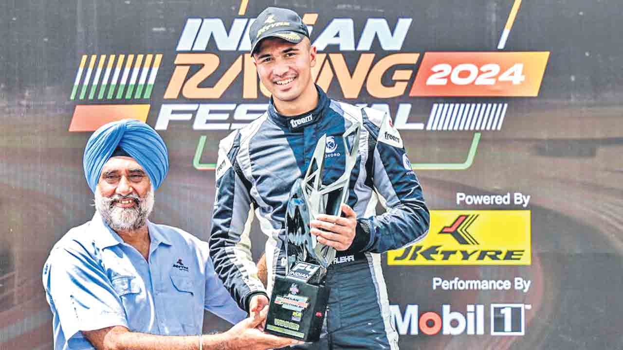 IRL | ఇండియన్‌ రేసింగ్‌ లీగ్‌లో అఖిల్‌ హ్యాట్రిక్‌ గెలుపు