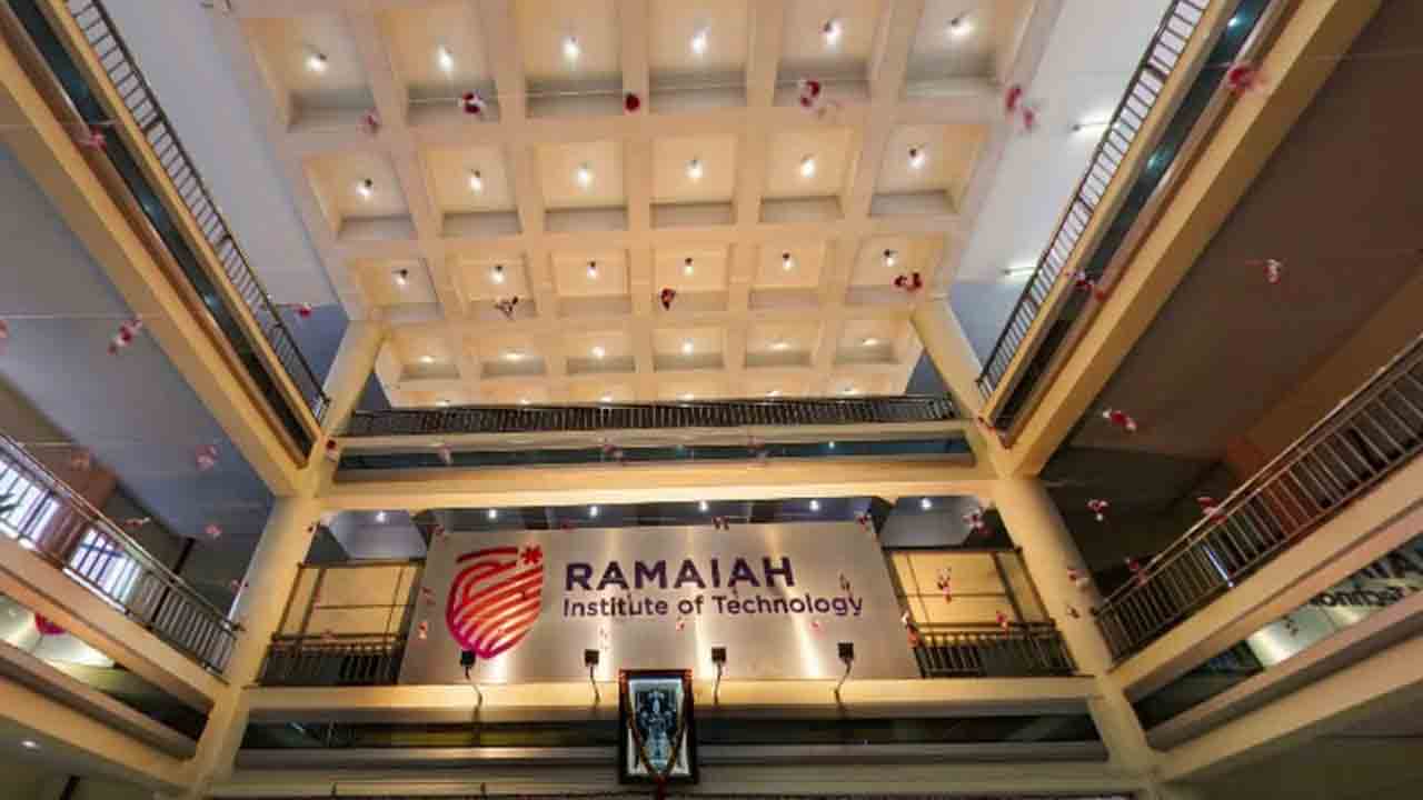 Bomb Threats | బెంగళూరులోని మూడు కళాశాలలకు బాంబు బెదిరింపులు