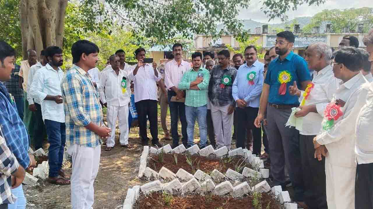 ప్రతి విద్యార్థీ కంప్యూటర్‌పై పట్టు సాధించాలి