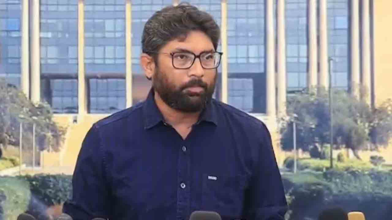 Congress MLA claims threat to life | ‘ఆ ఐపీఎస్ అధికారి నుంచి ప్రాణహాని ఉంది’.. అమిత్‌ షాకు   కాంగ్రెస్ ఎమ్మెల్యే లేఖ