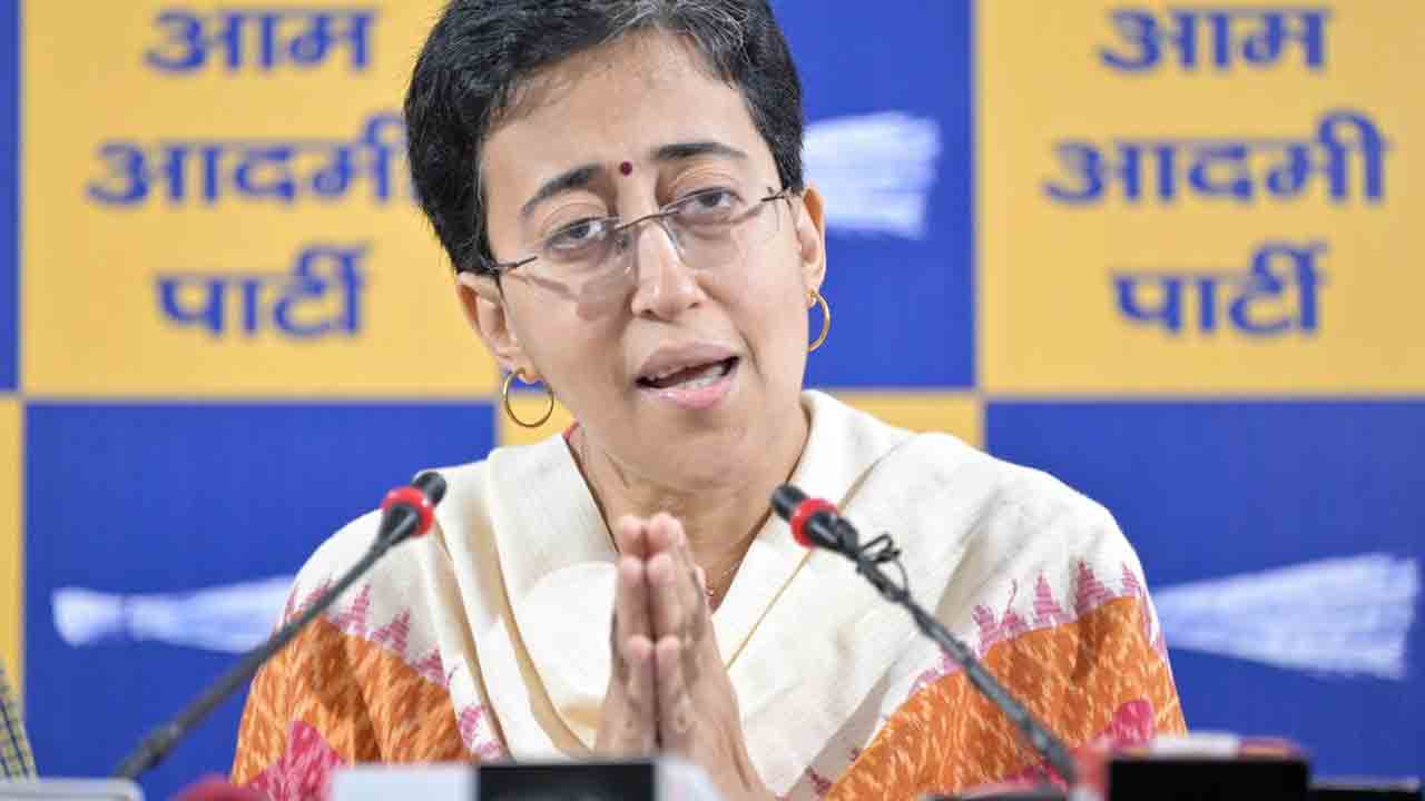 Delhi CM Atishi | ఢిల్లీ వాయు కాలుష్యానికి కారణాలివే.. సీఎం అతిషి ఏం చెప్పారంటే..?!