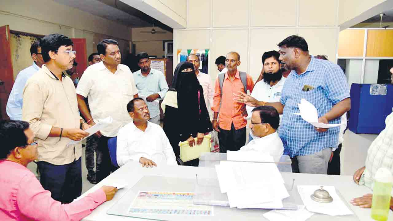 తప్పులతడకగా మెరిట్‌ జాబితా