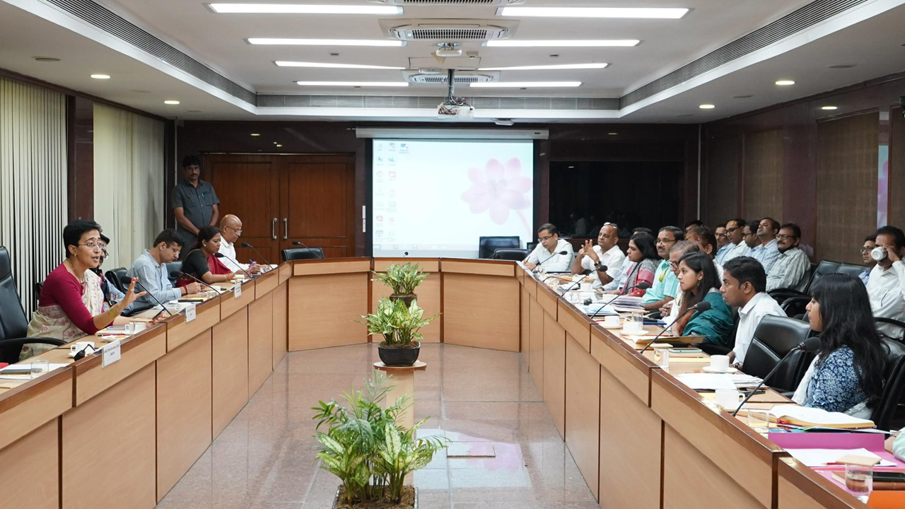 Air Pollution | ఢిల్లీలో వాయుకాలుష్యం.. సీఎం ఉన్నత స్థాయి సమావేశం