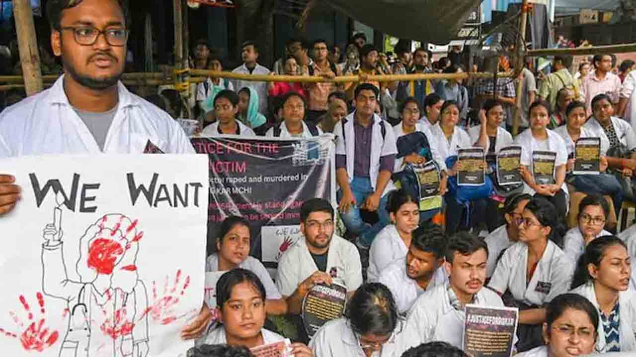 Kolkata | కోల్‌కతా ఘటనకు నిరసనగా.. దేశవ్యాప్తంగా వైద్యుల నిరాహార దీక్ష, క్యాండిల్‌ మార్చ్‌