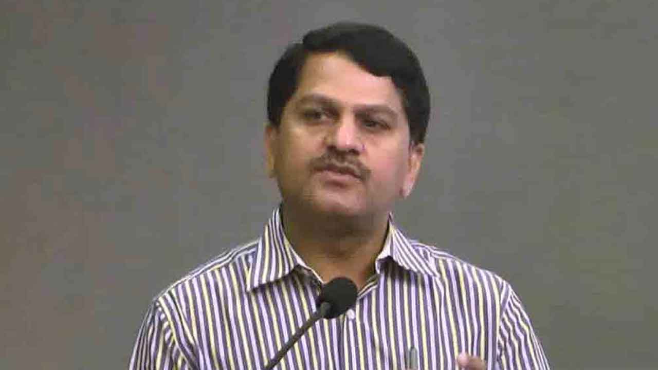 డీఎస్సీ జాబితాలో పలువురి పేర్లు గల్లంతు