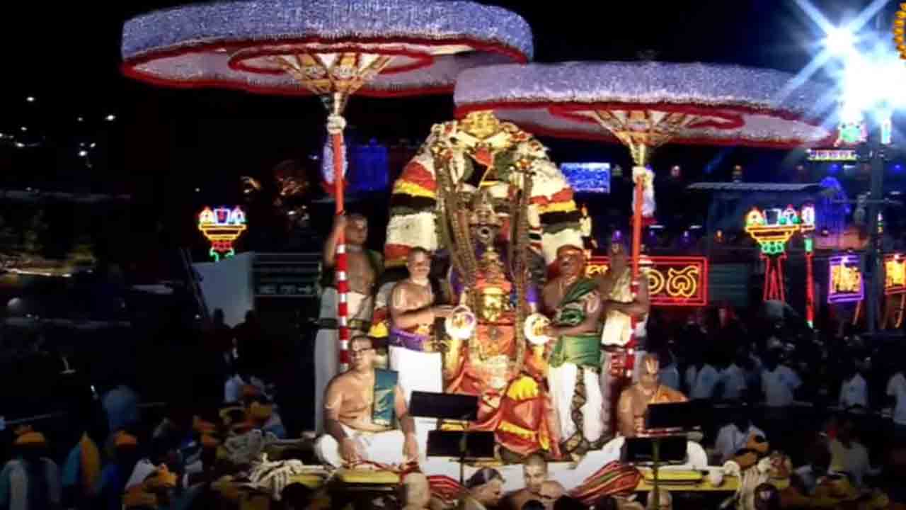 Garudaseva | తిరుమలలో ఘనంగా ప్రారంభమైన గరుడసేవ.. లక్షలాధి మంది భక్తుల రాక