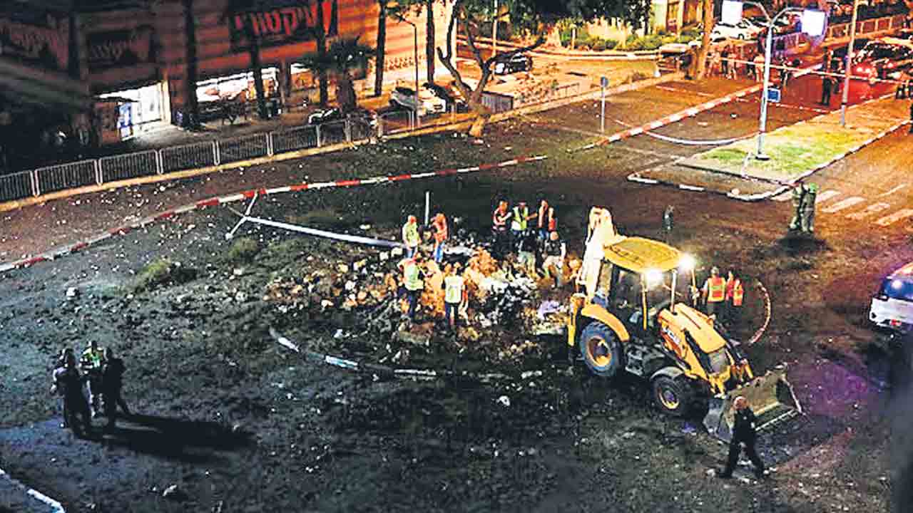 Israel | ఇజ్రాయెల్‌పై రాకెట్ల వర్షం.. టెల్‌ అవివ్‌, హైఫా నగరాలపై దాడి