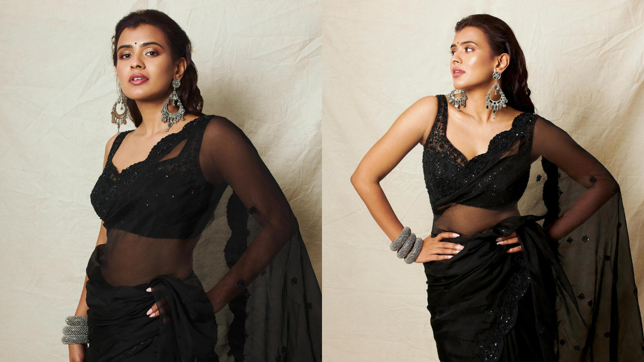 Hebah Patel | బ్లాక్ శారీలో కుర్రాళ్ల‌ను టెంప్ట్ చేస్తున్న‌ హెబ్బా పటేల్