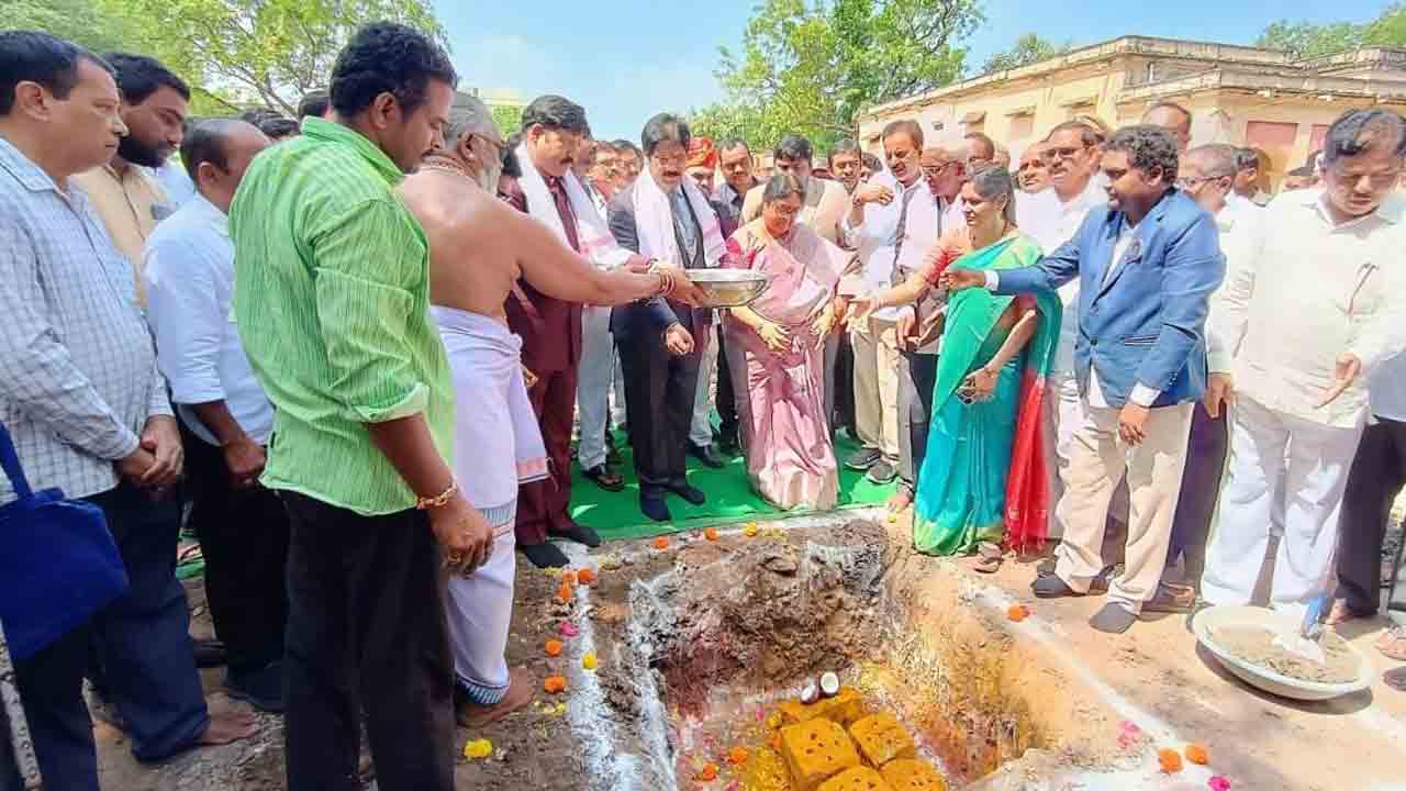జిల్లా అదనపు కోర్టు ఏర్పాటును పరిశీలిస్తాం..
