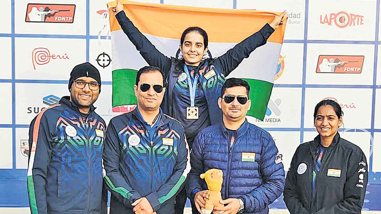 Khushi Kapoor | జూనియర్‌ వరల్డ్‌ చాంపియన్‌షిప్‌లో ఖుషీకి కాంస్యం