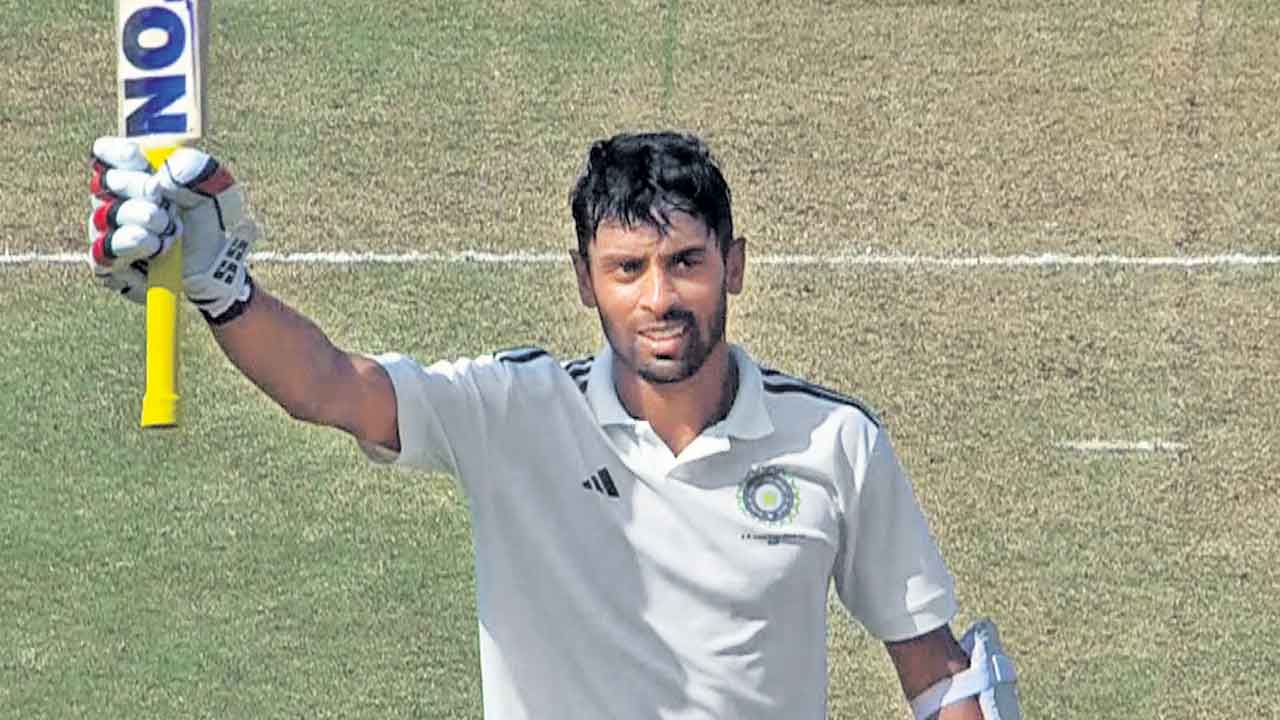 Irani Cup | ముంబై భారీ స్కోరు.. దీటుగా బదులిస్తున్న రెస్టాఫ్‌ ఇండియా