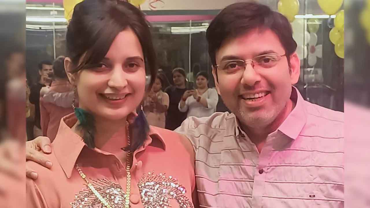 వయసును తగ్గించే టైమ్‌ మెషీన్‌ అంటూ టోకరా