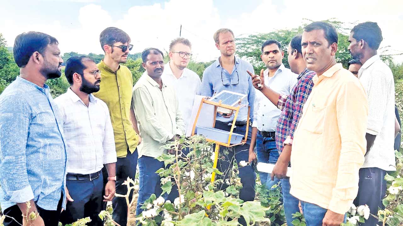 సాంకేతికతను అందిపుచ్చుకోవాలి