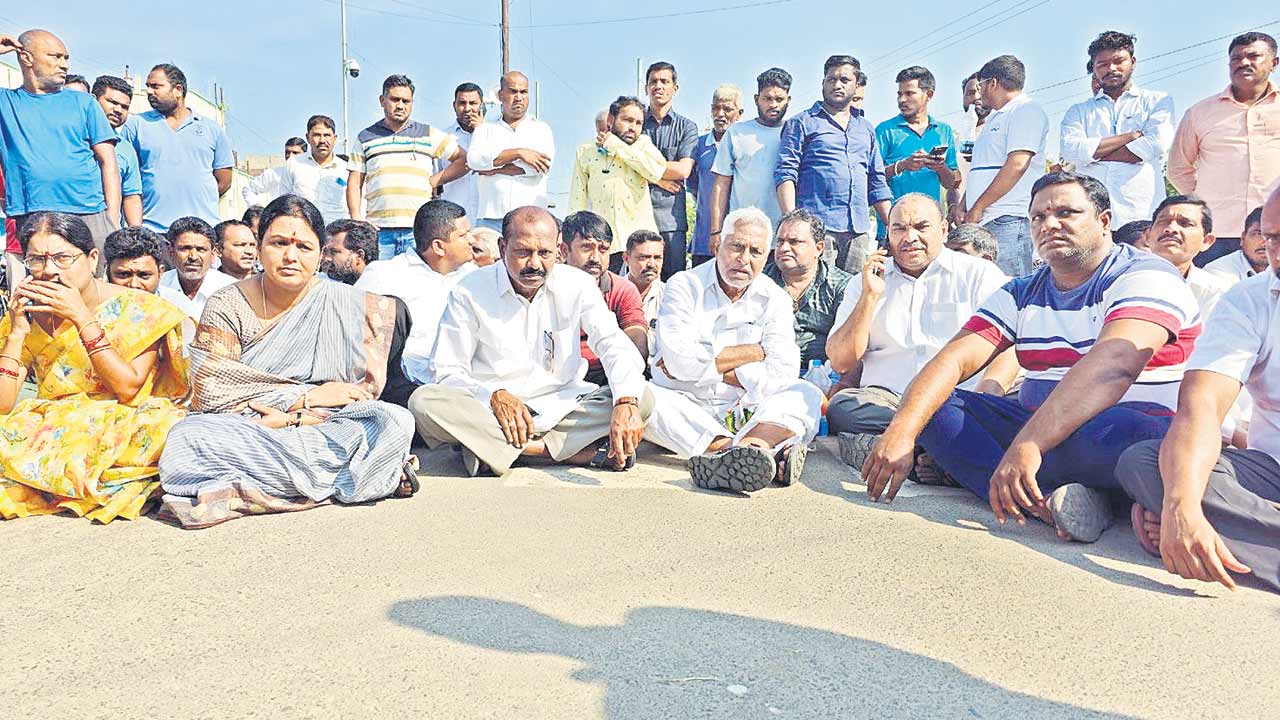 కాంగ్రెస్‌లో చిచ్చు