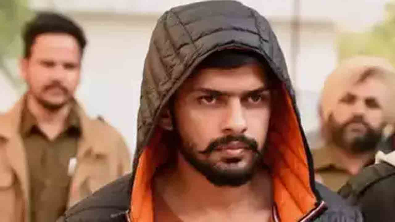 Lawrence Bishnoi | జైల్లో లారెన్స్‌ బిష్ణోయ్‌ ఇంటర్వ్యూ.. డీఎస్పీ సహా ఏడుగురు పోలీసులపై వేటు