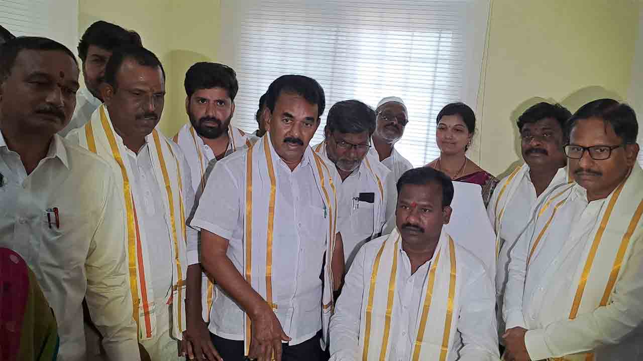 అన్నివర్గాల సంక్షేమానికి కృషి